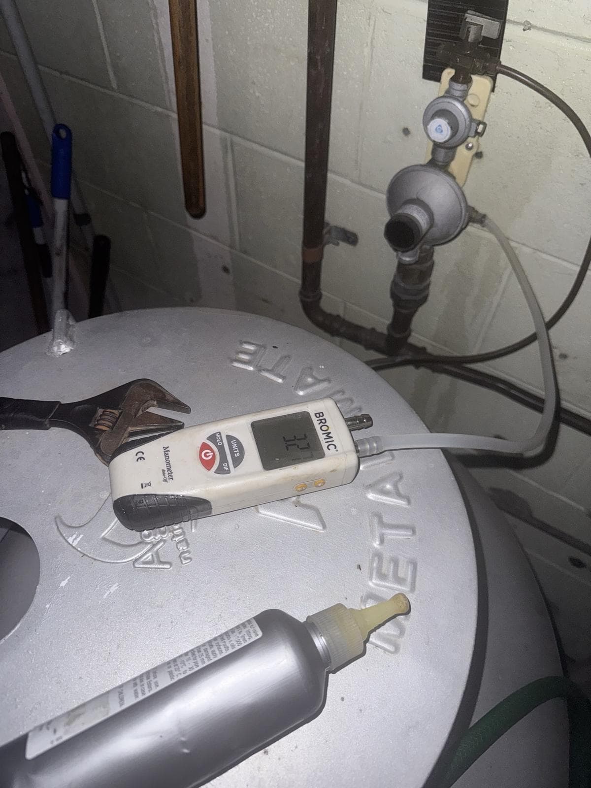 Hot Water System Gas Pressure Test
